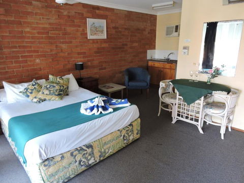 Pacific Motor Inn - Accommodation Mount Tamborine 4