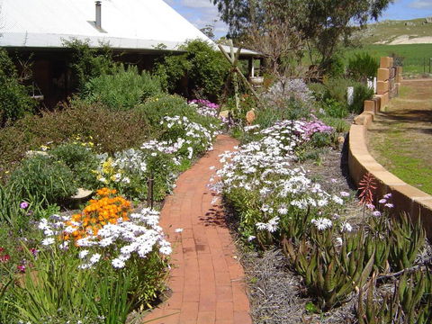 Hillside Country Retreat - Accommodation Mount Tamborine 1