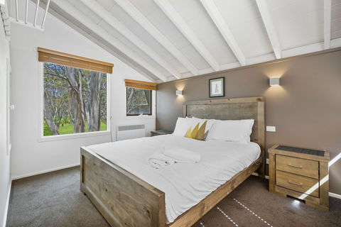 Diamantina - Accommodation Mount Tamborine 5