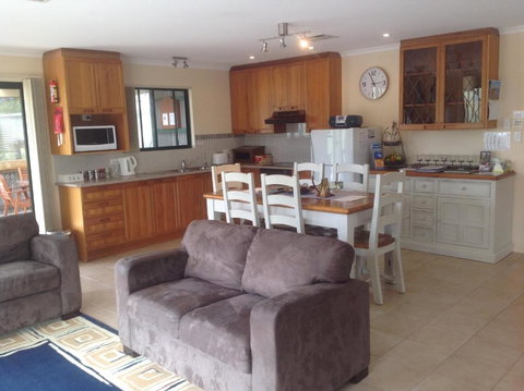 Breakaway Farmstay - Accommodation Mount Tamborine 4