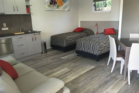 Athena Motel Apartments - Accommodation Mount Tamborine 6