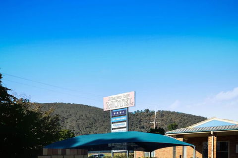 Almond Inn Motel - Accommodation Mount Tamborine 1