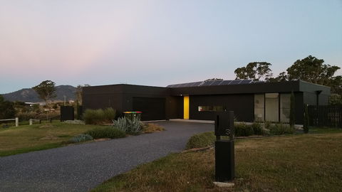 Zebula Gloucester - Accommodation Mount Tamborine 0