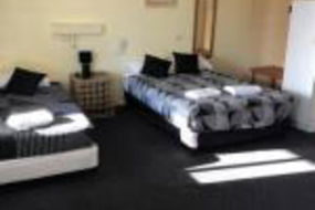 Book Home Hill Accommodation Vacations Accommodation Mount Tamborine Accommodation Mount Tamborine