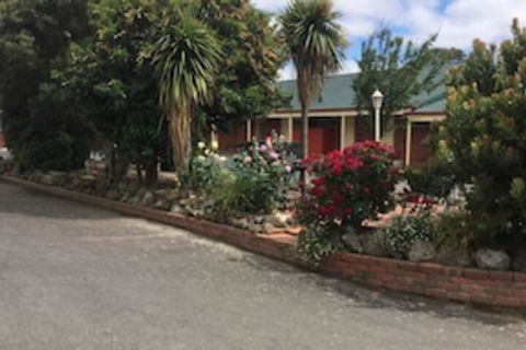 Cardigan Lodge Motel - Accommodation Mount Tamborine 1