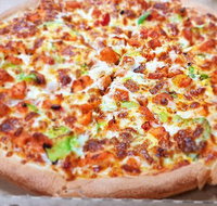 Crusty Pizza - Accommodation Mount Tamborine