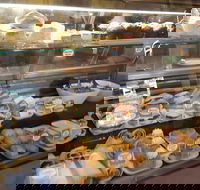 Chocolate Dragonfly - Accommodation Mount Tamborine