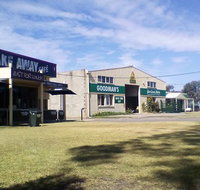 Bairnsdales Just For Lunch - Accommodation Mount Tamborine