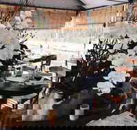 Leaves  Fishes - Accommodation Mount Tamborine