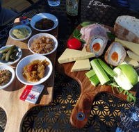 Mulla Villa Restaurant  Guesthouse - Accommodation Mount Tamborine