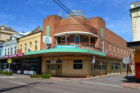 The Pourhouse - Accommodation Mount Tamborine 0