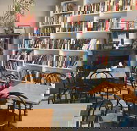Chrissie's Book Lounge  Cafe - Accommodation Mount Tamborine