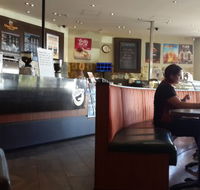 Gloria Jeans Coffees - Accommodation Mount Tamborine