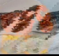 Lucky's Charcoal Chicken  Coffee Lounge - Accommodation Mount Tamborine