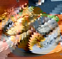 Ellalong Hotel Pizza and Restaurant - Accommodation Mount Tamborine