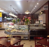 The Roses Cafe - Accommodation Mount Tamborine