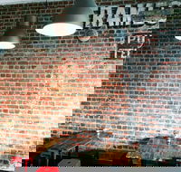 Steam  Wall - Accommodation Mount Tamborine