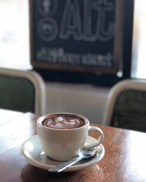 Alt Cafe - Accommodation Mount Tamborine 0