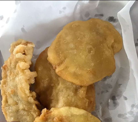 Captain Roxburg Fish & Chips - Accommodation Mount Tamborine 0