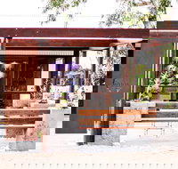 Vineyard Road Cellar Door - Accommodation Mount Tamborine