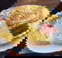 Vancouver Caf  Store - Accommodation Mount Tamborine