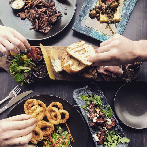 Vue Wine Bar And Restaurant - Accommodation Mount Tamborine 1