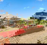 Archies Couch - Accommodation Mount Tamborine