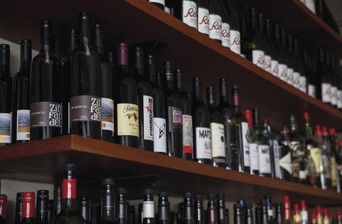 Roth's Wine Bar - Accommodation Mount Tamborine 1