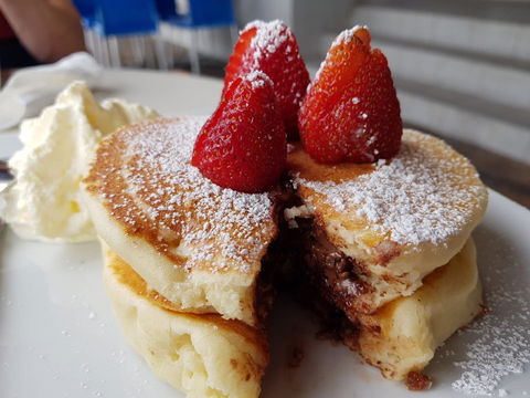 GJ's Bay Cafe And Grill - Accommodation Mount Tamborine 1