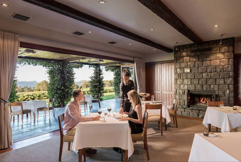 The Peak Restaurant At Spicers Peak Lodge - Accommodation Mount Tamborine 0