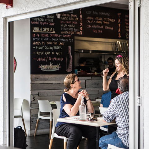 Seabean Tapas Bar And Restaurant - Accommodation Mount Tamborine 2