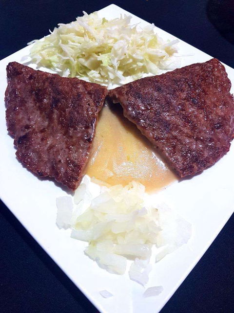 DD's Charcoal Grill - Accommodation Mount Tamborine 0