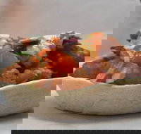 Jumbo's Shark and Tatie - Accommodation Mount Tamborine