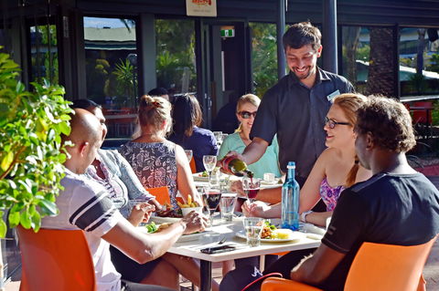 Barra On Todd Restaurant And Bar - Accommodation Mount Tamborine 2