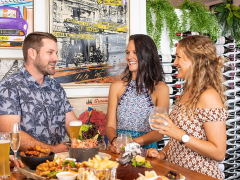 The Garden Bar Bistro - Accommodation Mount Tamborine 1