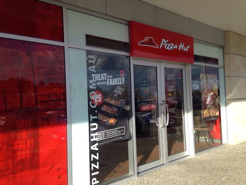 Pizza Hut - Accommodation Mount Tamborine 0