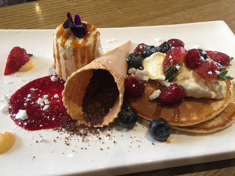 Zouz Cafe - Accommodation Mount Tamborine 0