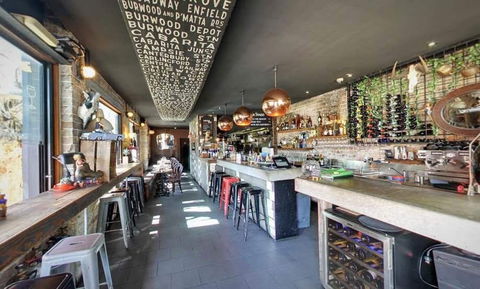 Corner Bar - Accommodation Mount Tamborine 0