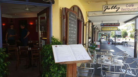 Jolly - Accommodation Mount Tamborine 0