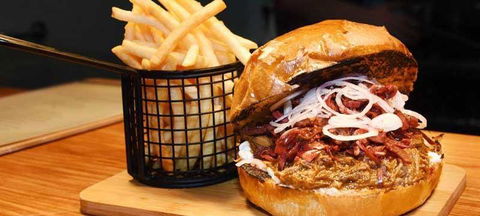 Arthouse Kitchen - Accommodation Mount Tamborine 3