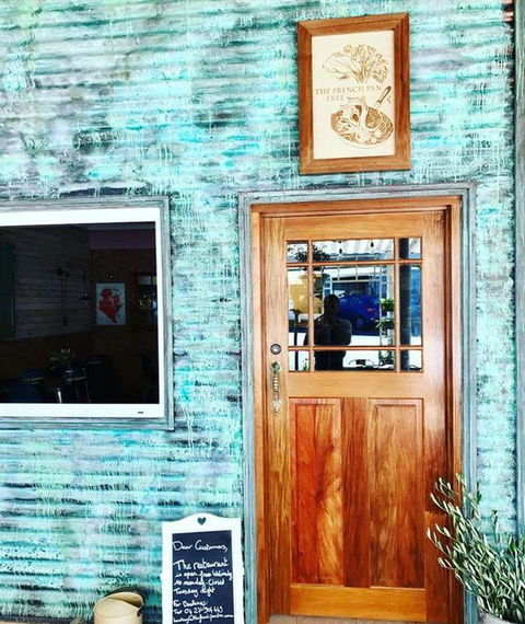 A Treat Of France - Accommodation Mount Tamborine 5