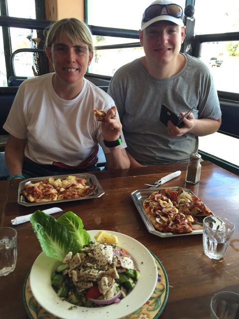 Allegro Pizza - Accommodation Mount Tamborine 4