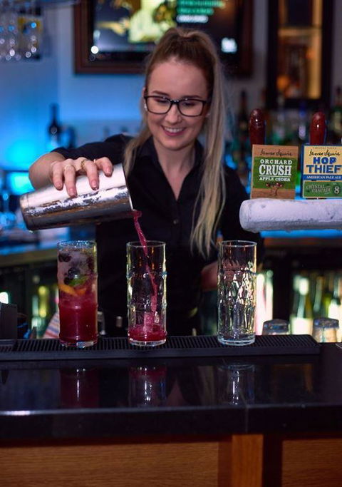 Zebu Bar & Grill - Accommodation Mount Tamborine 1