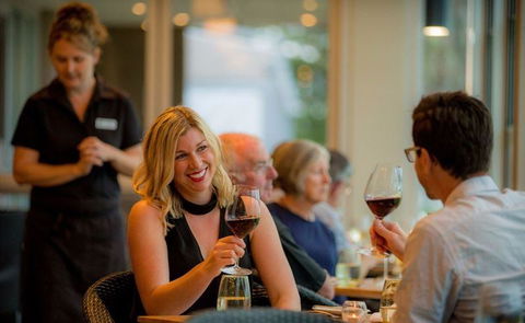 Zebu Bar & Grill - Accommodation Mount Tamborine 29