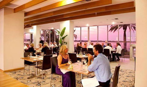 Zebu Bar & Grill - Accommodation Mount Tamborine 48