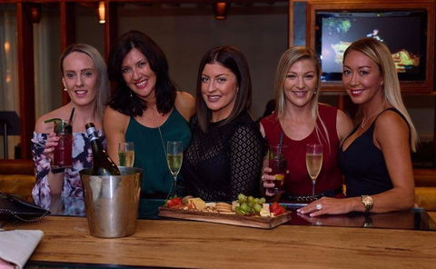 Zebu Bar & Grill - Accommodation Mount Tamborine 4