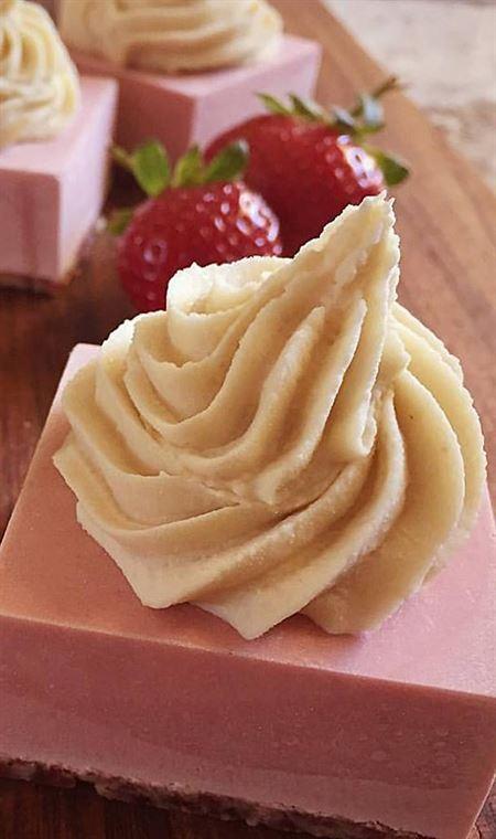 Abstract Cafe - Accommodation Mount Tamborine 4