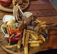 The Public's Corner - Accommodation Mount Tamborine