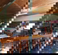 Yolla Tavern - Accommodation Mount Tamborine