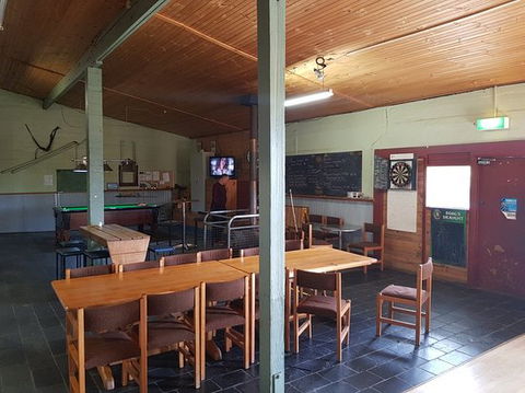 Yolla Tavern - Accommodation Mount Tamborine 0